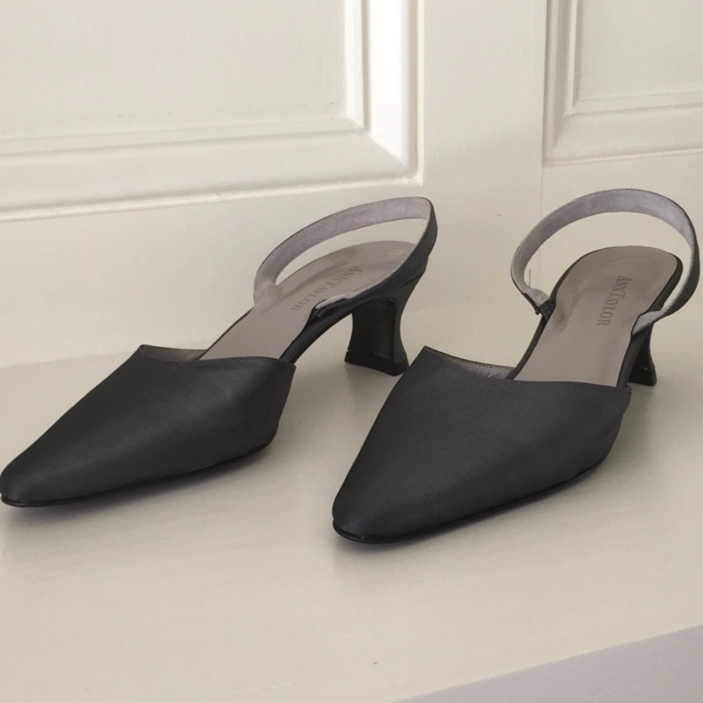 Ann Taylor Dark Grey Satin Heels Size 7 M